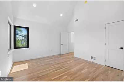 139 W Mount Pleasant Avenue, Philadelphia, PA 19119 - Photo 39