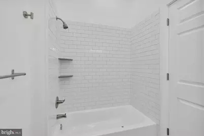 1406 Fairmount Avenue #3, Philadelphia, PA 19130 - Photo 15