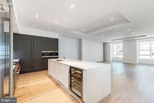 2108 Walnut St, Philadelphia, PA 19103 - Photo 3