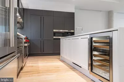 2108 Walnut Street #401, Philadelphia, PA 19103 - Photo 7