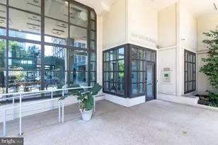 242941 Locust St, Philadelphia, PA 19103 - Photo 15