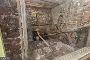 105 S 2nd St, Philadelphia, PA 19106 - Photo 9