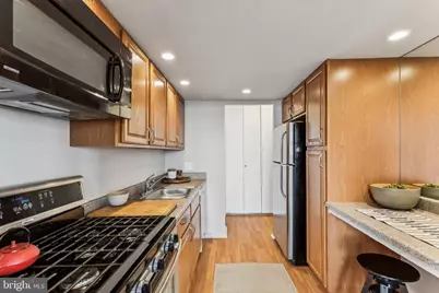 1326 Spruce Street #2304, Philadelphia, PA 19107 - Photo 9