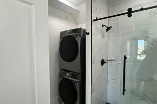 2331 E York St, Philadelphia, PA 19125 - Photo 15