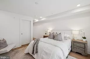 724 N 19th St, Philadelphia, PA 19130 - Photo 13