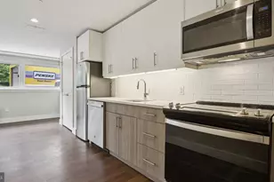 2200 Benjamin Franklin Pkwy, Philadelphia, PA 19130 - Photo 9