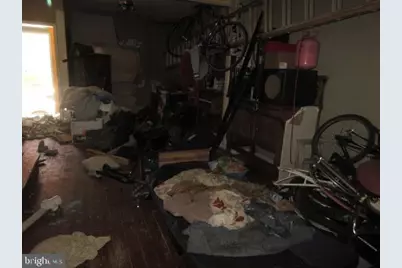 207 Watkins Street, Philadelphia, PA 19148 - Photo 5