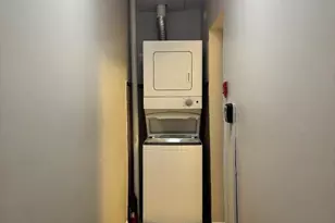 2062 Lombard St, Philadelphia, PA 19146 - Photo 9