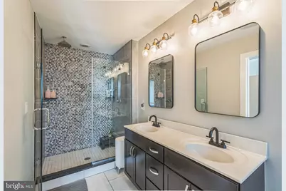 1226 E Berks Street, Philadelphia, PA 19125 - Photo 9