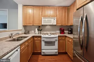 1900 Hamilton St, Philadelphia, PA 19130 - Photo 5