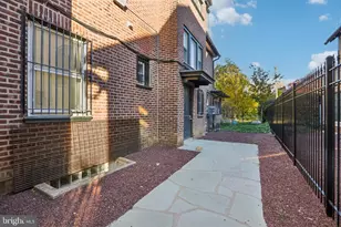 400 S 47th St, Philadelphia, PA 19143 - Photo 61