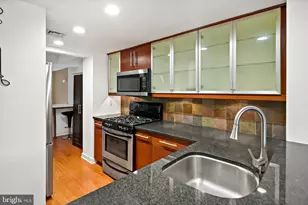 4041 Cresson St, Philadelphia, PA 19127 - Photo 9