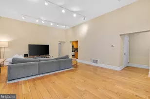 914 Spruce St, Philadelphia, PA 19107 - Photo 7