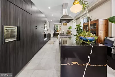 552 N 18th Street, Philadelphia, PA 19130 - Photo 11