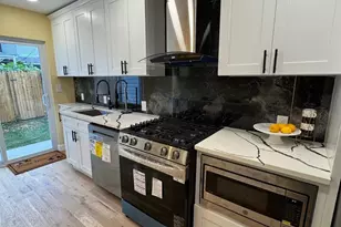 2548 Kern St, Philadelphia, PA 19125 - Photo 7