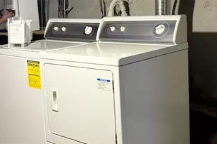 532 Dudley St, Philadelphia, PA 19148 - Photo 11