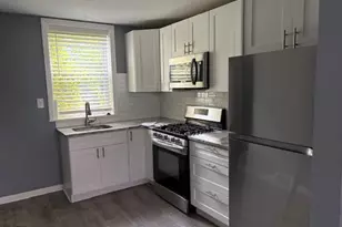 532 Dudley St, Philadelphia, PA 19148 - Photo 5