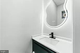 914 W Duncannon Ave, Philadelphia, PA 19141 - Photo 13