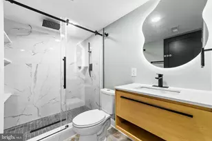 914 W Duncannon Ave, Philadelphia, PA 19141 - Photo 17