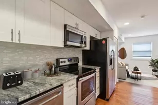 1557 N Orkney St, Philadelphia, PA 19122 - Photo 3