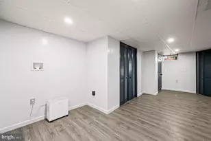 1232 W Sergeant St, Philadelphia, PA 19133 - Photo 23