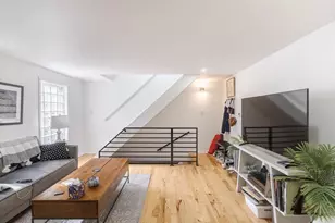 934 New Market St, Philadelphia, PA 19123 - Photo 17