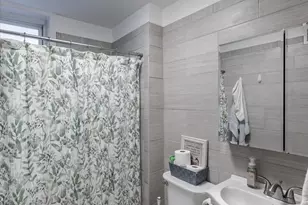 934 New Market St, Philadelphia, PA 19123 - Photo 13