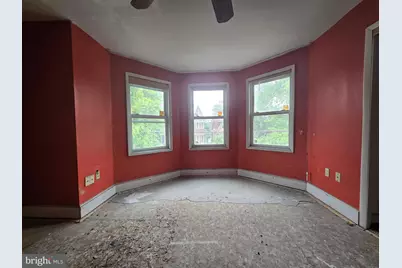 828 S 49th Street, Philadelphia, PA 19143 - Photo 15