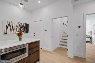 1513 Christian St, Philadelphia, PA 19146 - Photo 7