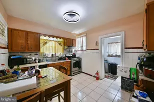 6528 Lebanon Ave, Philadelphia, PA 19151 - Photo 11