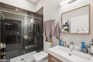 1516 Green St, Philadelphia, PA 19130 - Photo 25