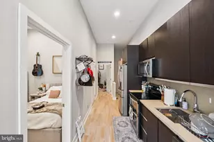 1516 Green St, Philadelphia, PA 19130 - Photo 35