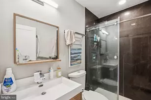 1516 Green St, Philadelphia, PA 19130 - Photo 29