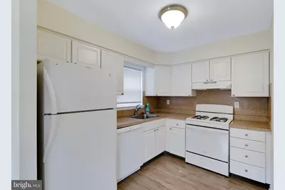 9754 E Roosevelt Boulevard #1, Philadelphia, PA 19115 - Photo 11