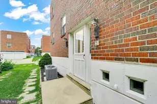 9754 E Roosevelt Blvd, Philadelphia, PA 19115 - Photo 3