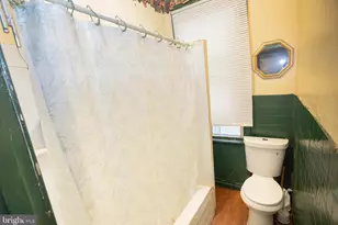 3332 N Sydenham St, Philadelphia, PA 19140 - Photo 9