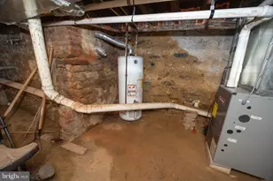 3332 N Sydenham St, Philadelphia, PA 19140 - Photo 13