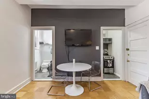 250 S 13th St, Philadelphia, PA 19107 - Photo 5