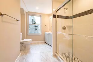 161 Brown St, Philadelphia, PA 19123 - Photo 27