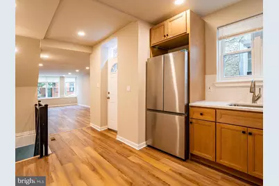 161 Brown Street, Philadelphia, PA 19123 - Photo 9