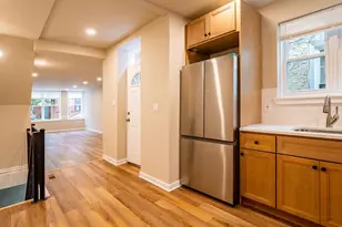 161 Brown St, Philadelphia, PA 19123 - Photo 9