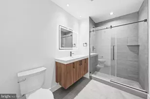 326 N 12th St, Philadelphia, PA 19107 - Photo 13