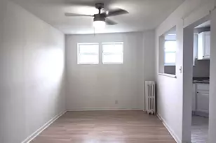 1815 Penfield St, Philadelphia, PA 19126 - Photo 3