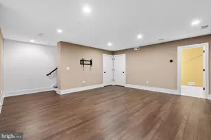 606 N 16th St, Philadelphia, PA 19130 - Photo 35