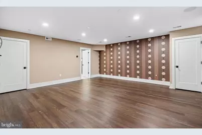 606 N 16th Street, Philadelphia, PA 19130 - Photo 33