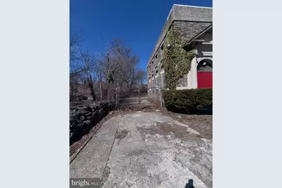 529 E Washington Lane, Philadelphia, PA 19144 - Photo 3