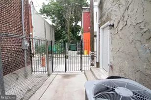 1823 N 19th St, Philadelphia, PA 19121 - Photo 31