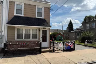 4631 Salmon St, Philadelphia, PA 19137 - Photo 3