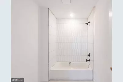 754 S 4th Street #301, Philadelphia, PA 19147 - Photo 15