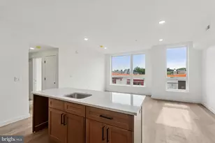 754 S 4th St, Philadelphia, PA 19147 - Photo 3